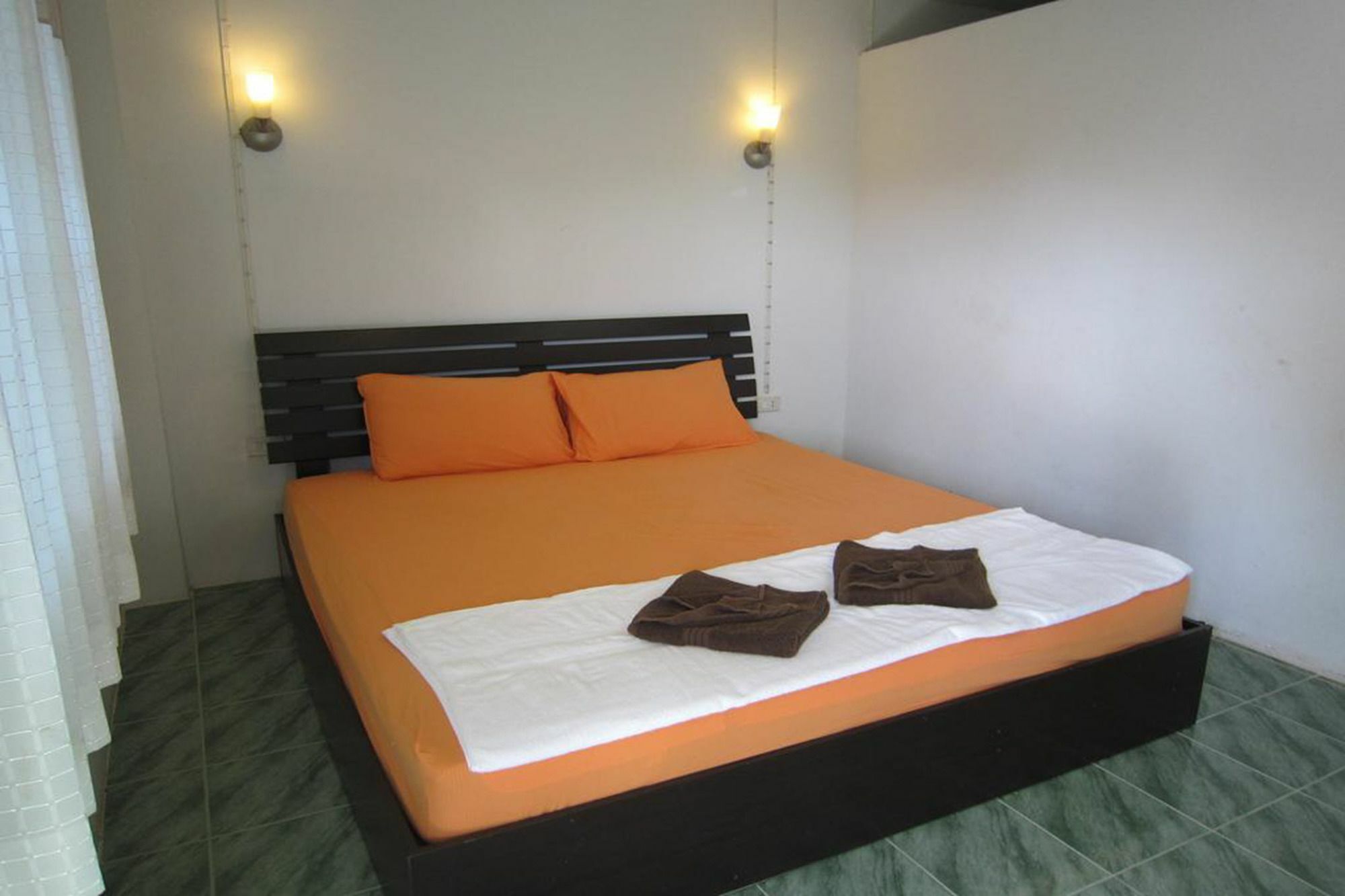 Run'S Bed & Breakfast Krabi Bagian luar foto